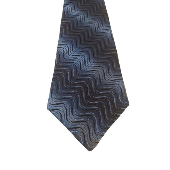 Bugatti Neck Tie Mens Luxury Blue Abstract Silk Business Church Made in USA‎ - Picture 1 of 12
